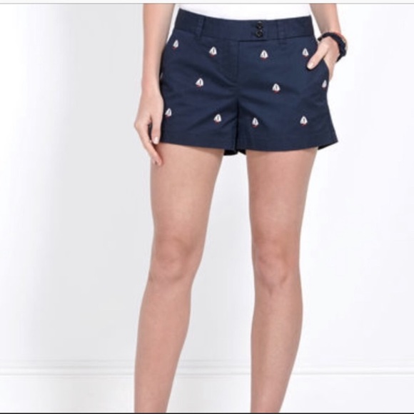 Vineyard Vines sailboat embroidered shorts! - Picture 4 of 4